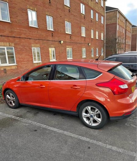 FORD FOCUS 1.0T EcoBoost Zetec Euro 5 (s/s) 5dr