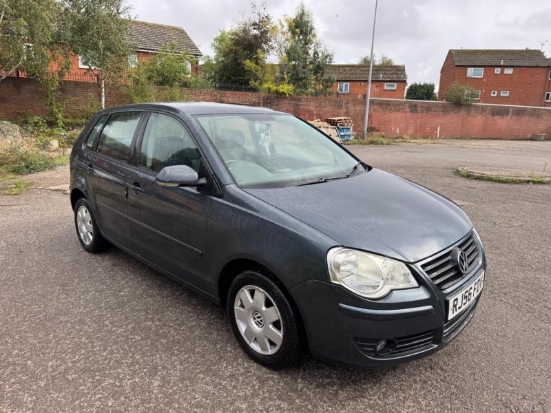 VOLKSWAGEN POLO 1.4 S 5dr
